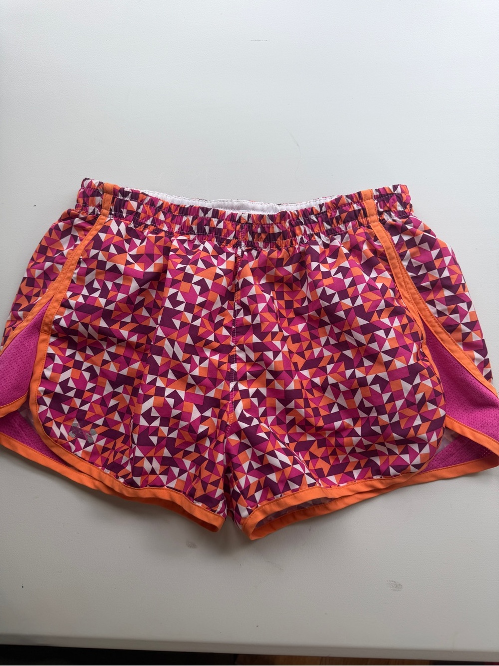 Under Armour Fly-By Printed Running Shorts - Geometric Purple & Orange small